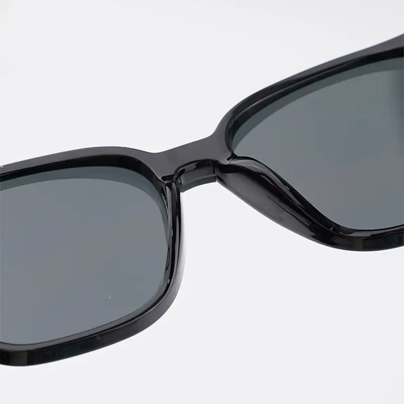 Men Curved UV400 Sunglasses Black Frame - Image 8