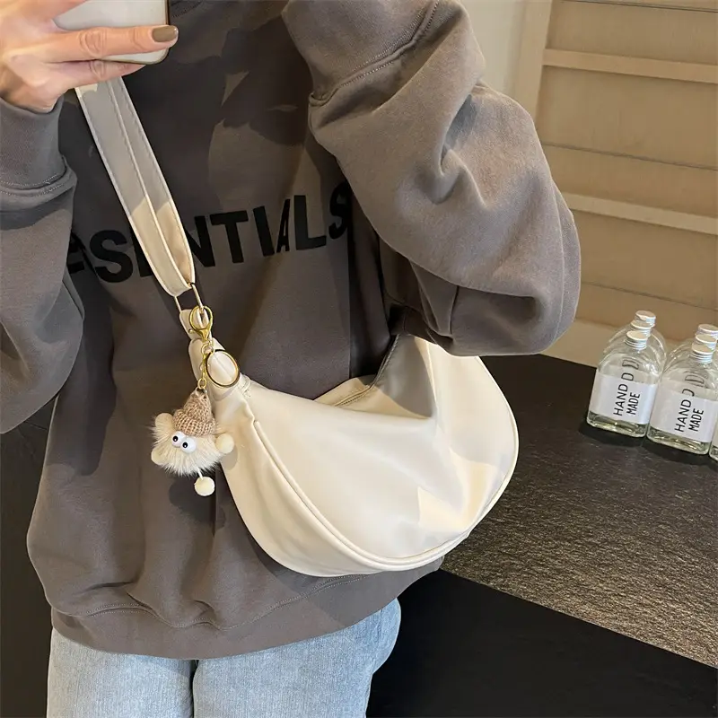 2024 Korean Style Black Messenger Bag for Women - Image 6