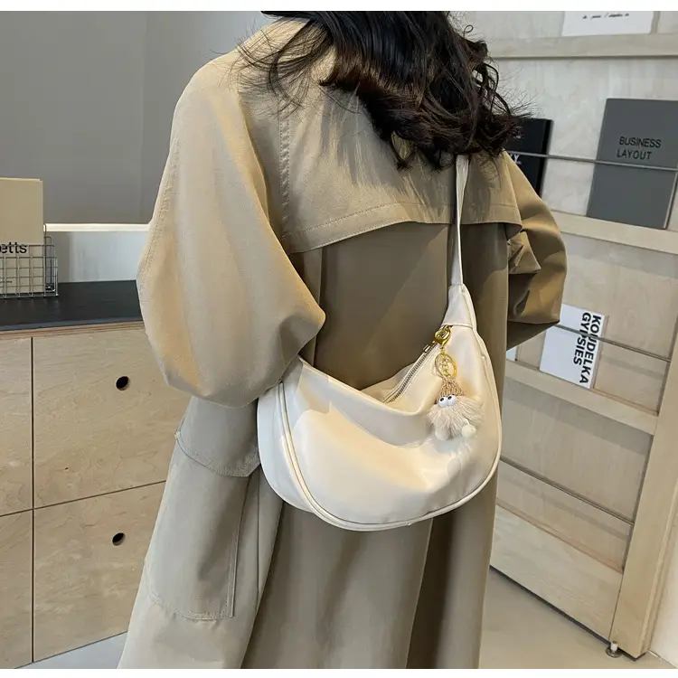 2024 Korean Style Black Messenger Bag for Women — feature 17