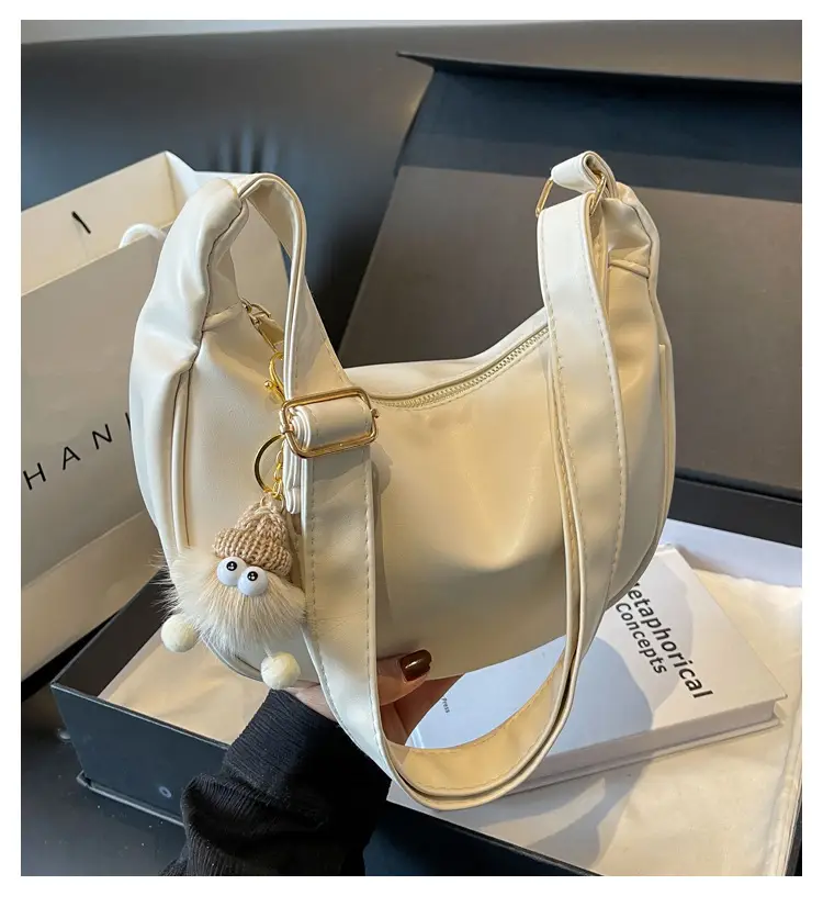 2024 Korean Style Black Messenger Bag for Women — feature 3