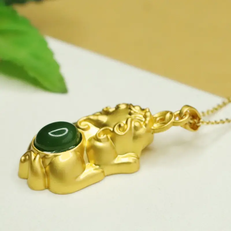 Golden Pixiu Jade Pendant Necklace for Women — feature 9