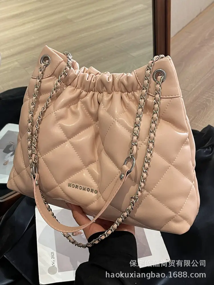 Pink Rhombus Chain Shoulder Bag for Women 2023 - Image 9