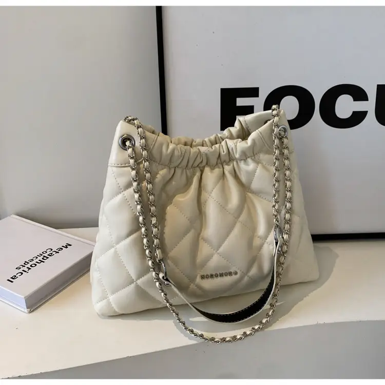 Pink Rhombus Chain Shoulder Bag for Women 2023 — feature 31