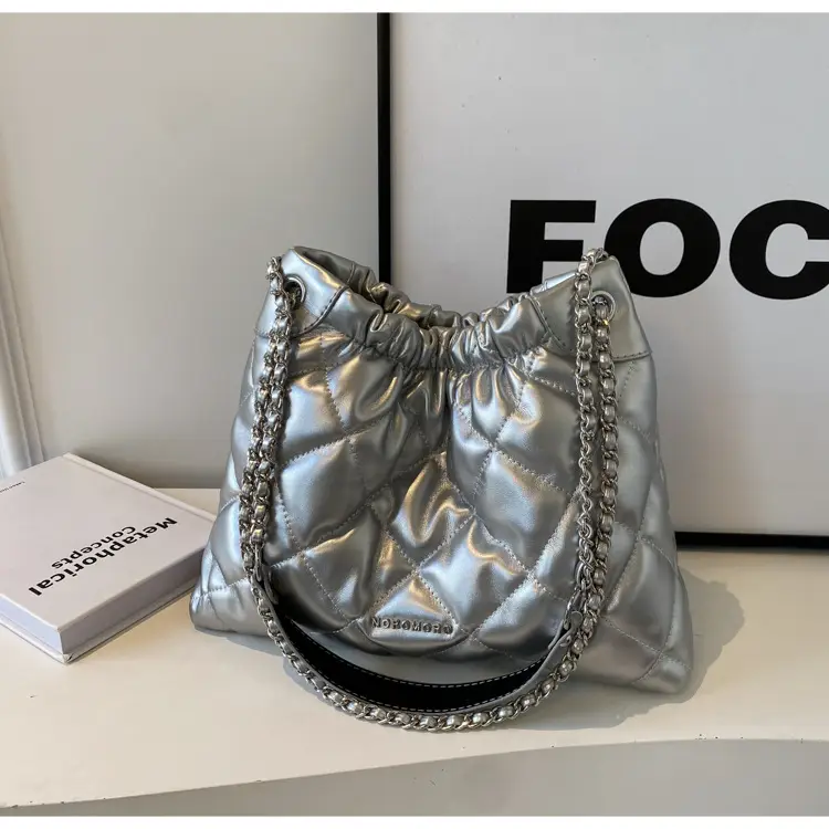 Pink Rhombus Chain Shoulder Bag for Women 2023 — feature 32