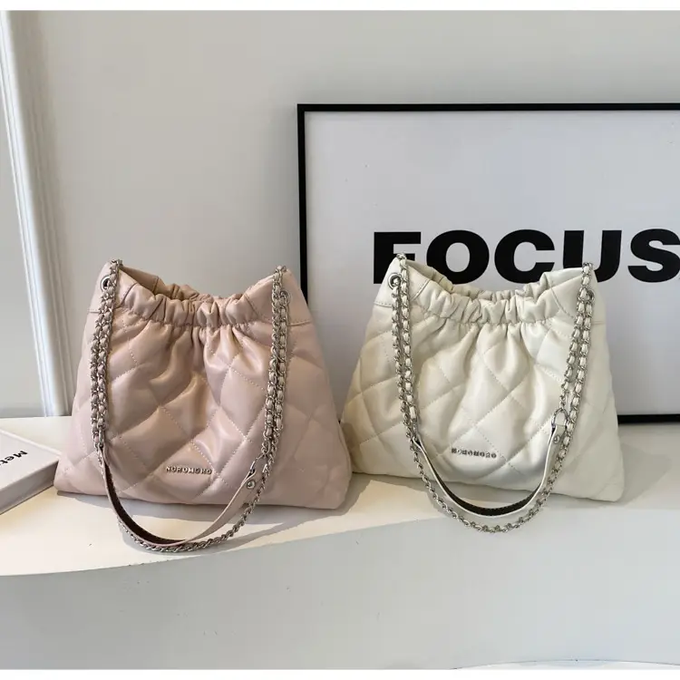 Pink Rhombus Chain Shoulder Bag for Women 2023 — feature 34