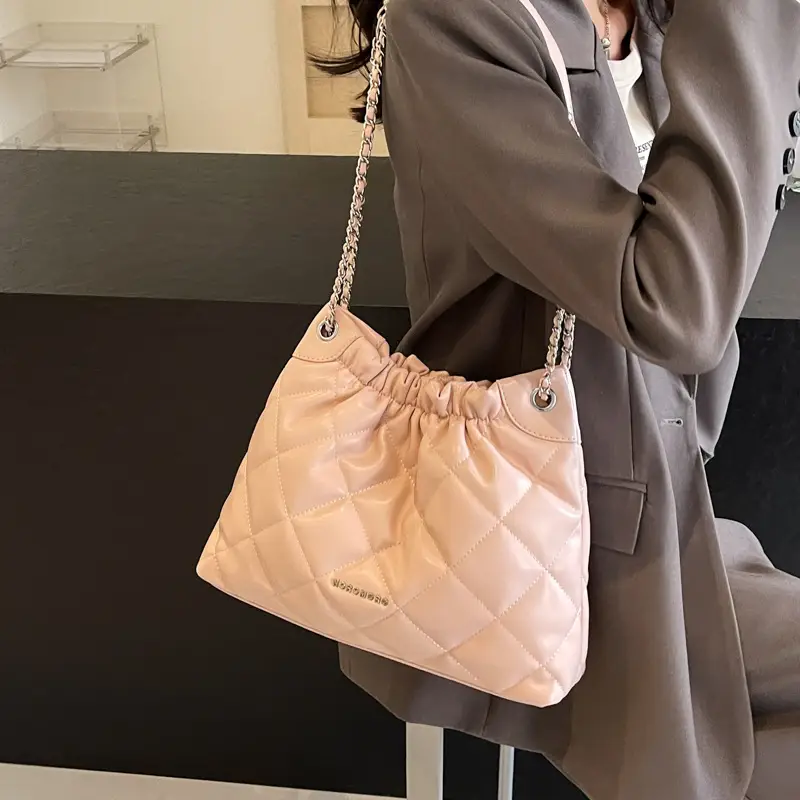 Pink Rhombus Chain Shoulder Bag for Women 2023 - Image 3