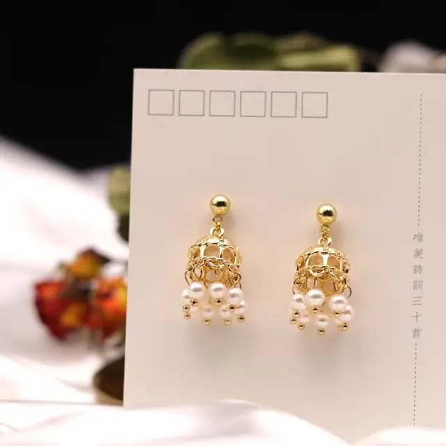 Tempered Earrings Bird's Nest Pearl Gold - Image 3