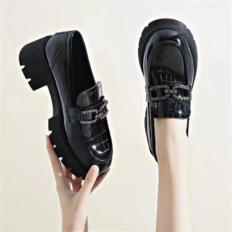 Black Leather Slip-On Women's Thick Soled Loafers 2024 — feature 4