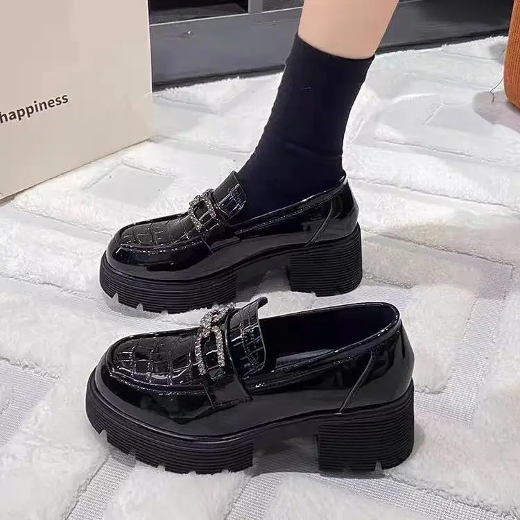 Black Leather Slip-On Women's Thick Soled Loafers 2024 — feature 9