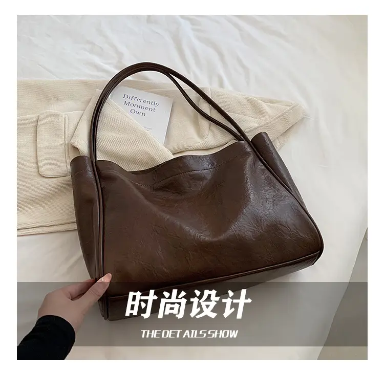 Women's Brown Leather Shoulder Bag Large Capacity Retro Class — feature 3