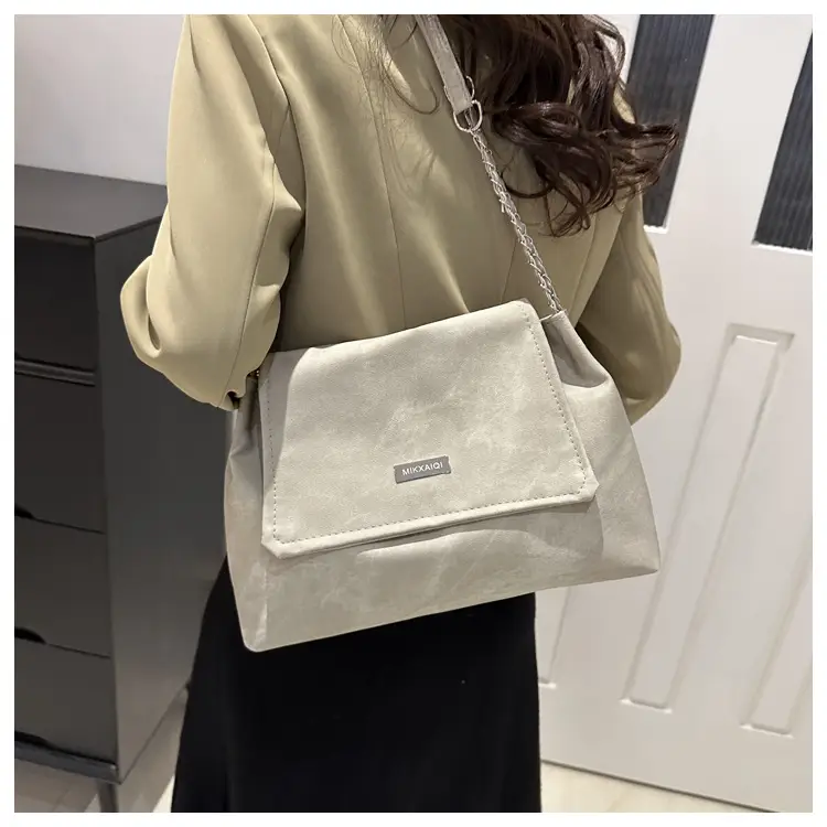 Retro Brown Chain Shoulder Bag for Women 2024 — feature 18