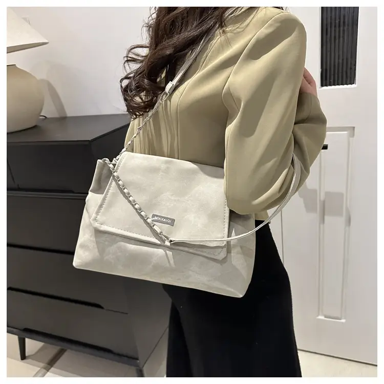 Retro Brown Chain Shoulder Bag for Women 2024 — feature 20