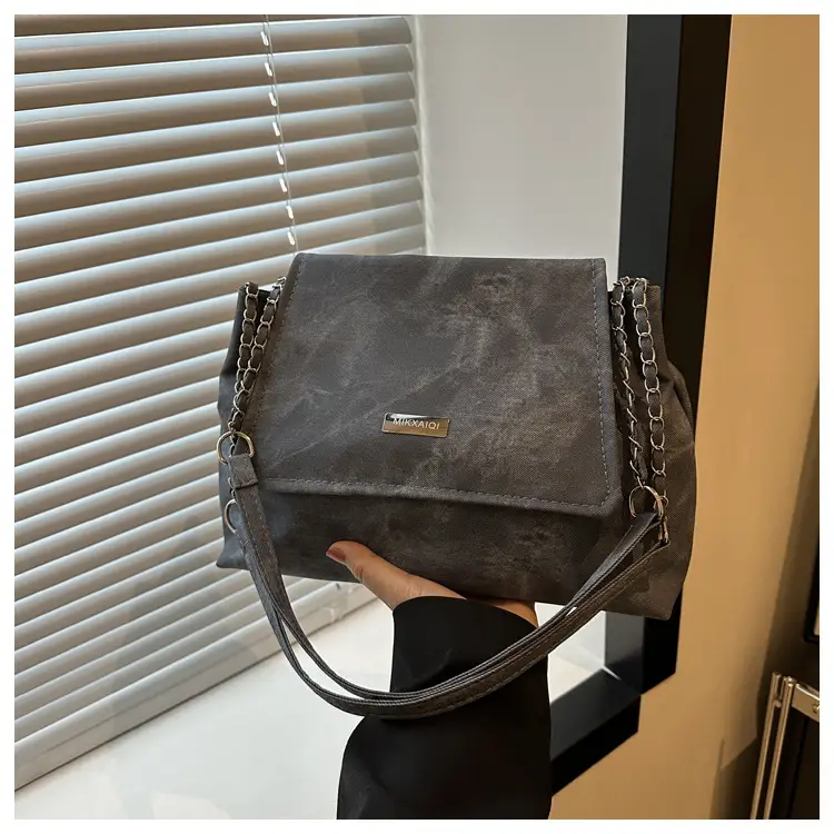 Retro Brown Chain Shoulder Bag for Women 2024 — feature 21
