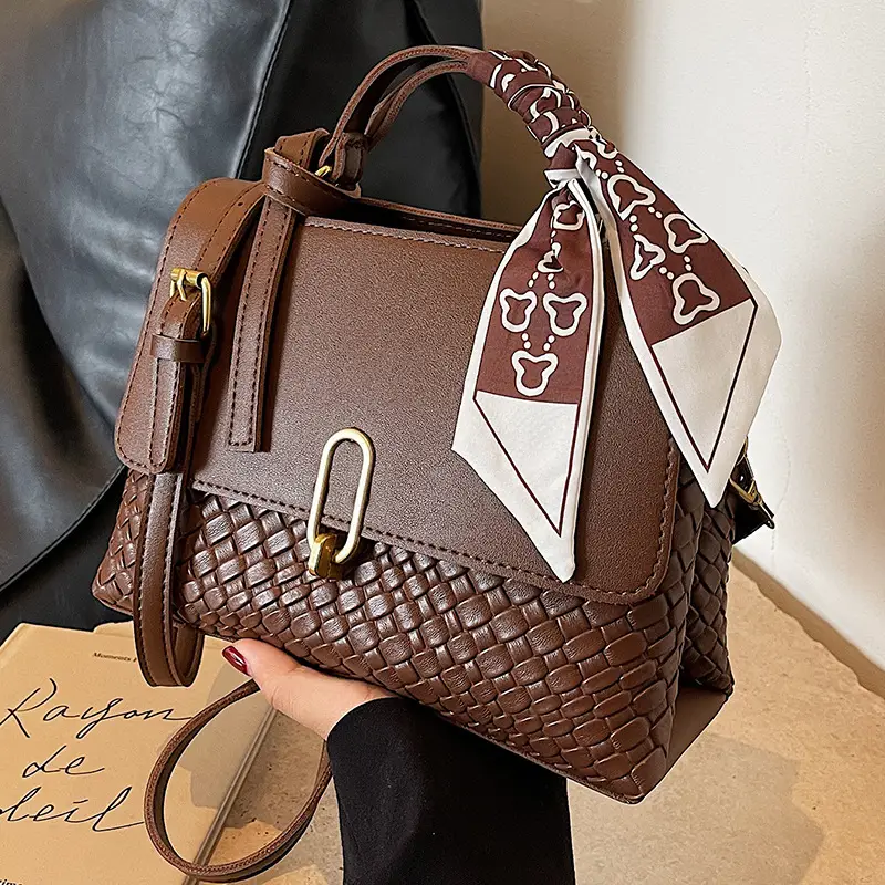 2023 Retro Women Shoulder Messenger Bag Brown White Quilted - Image 4