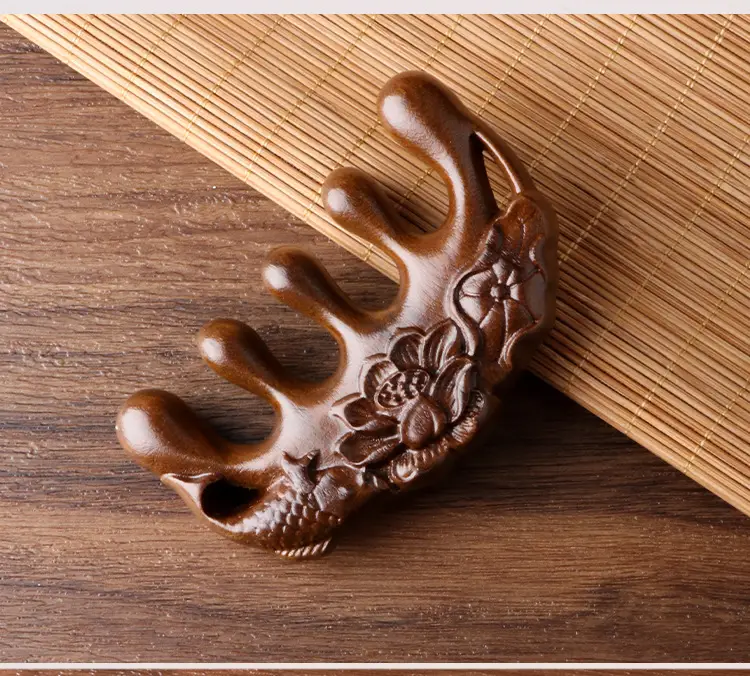 Golden Silk Lotus Fish Scalp Massage Comb — feature 14