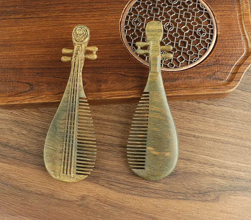 Golden Silk Lotus Fish Scalp Massage Comb — feature 19