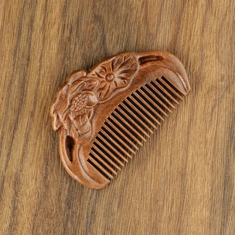 Golden Silk Lotus Fish Scalp Massage Comb