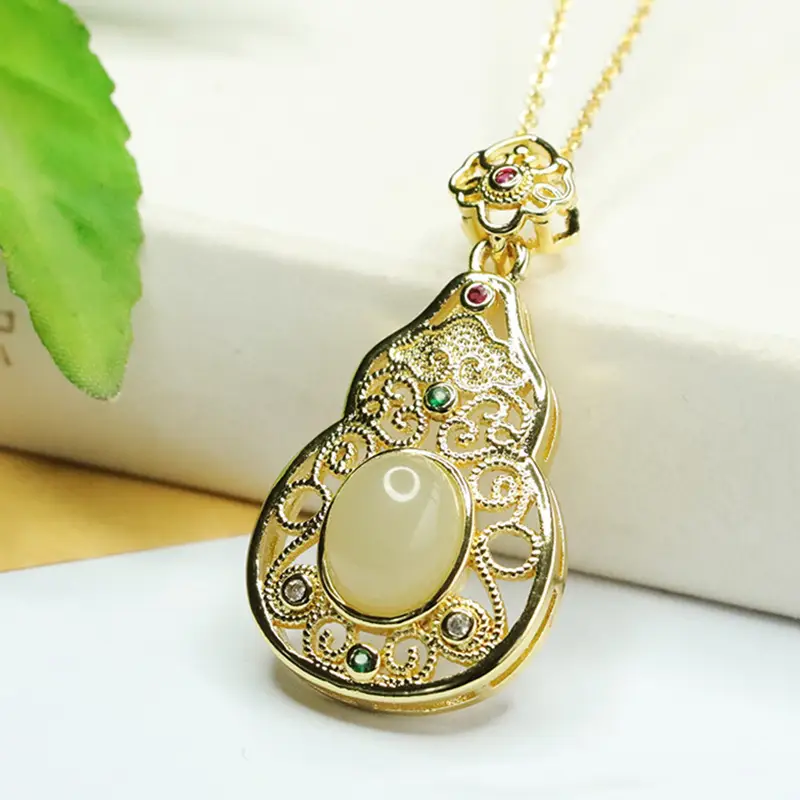 Aiyu Jade Pendant Necklace Clear Water Gourd Gold - Image 3