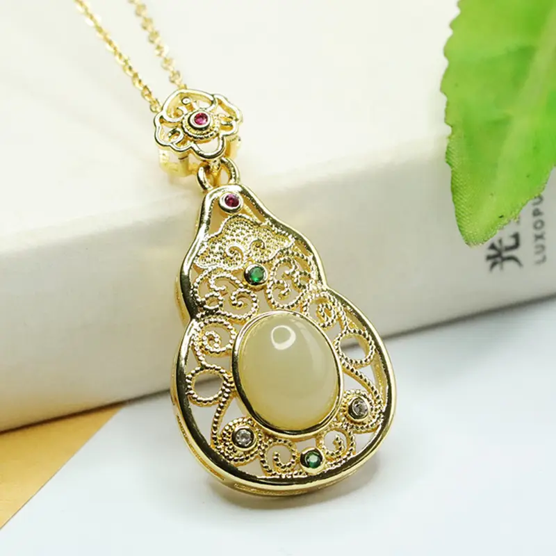 Aiyu Jade Pendant Necklace Clear Water Gourd Gold - Image 4