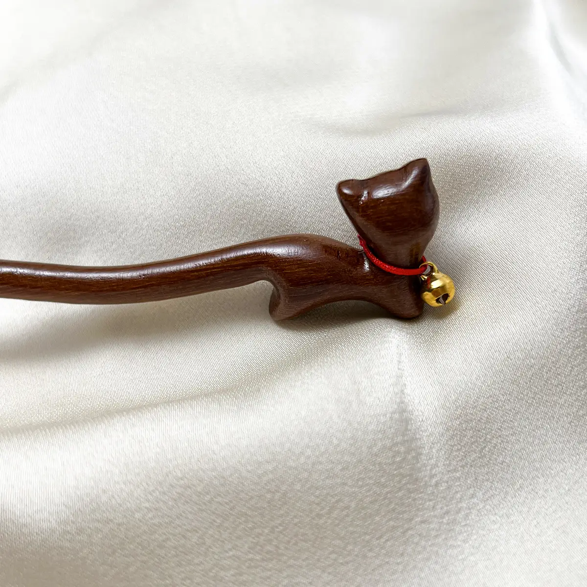 Antique Gold Silk Sandalwood Hairpin with Bell - Image 2