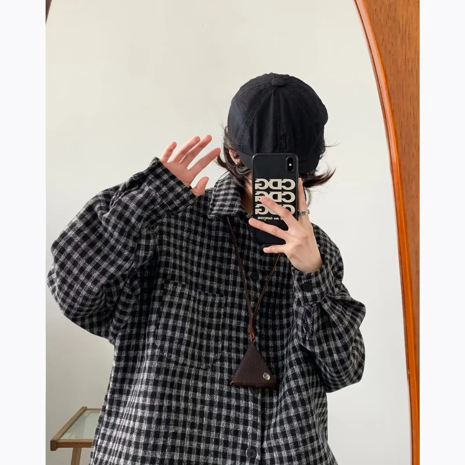 Men Vintage Checkered Long Sleeve Shirt Brown — feature 18