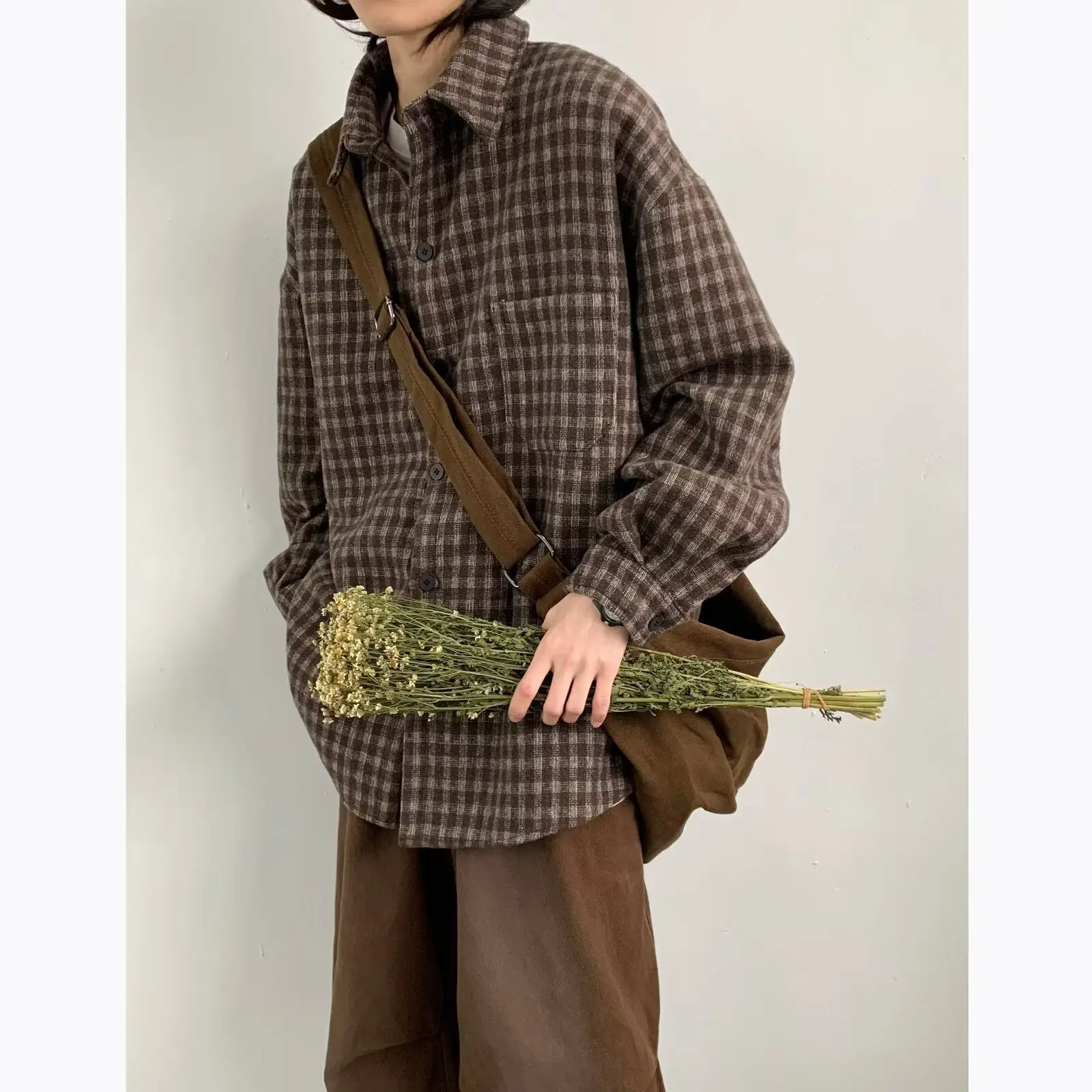 Men Vintage Checkered Long Sleeve Shirt Brown — feature 8
