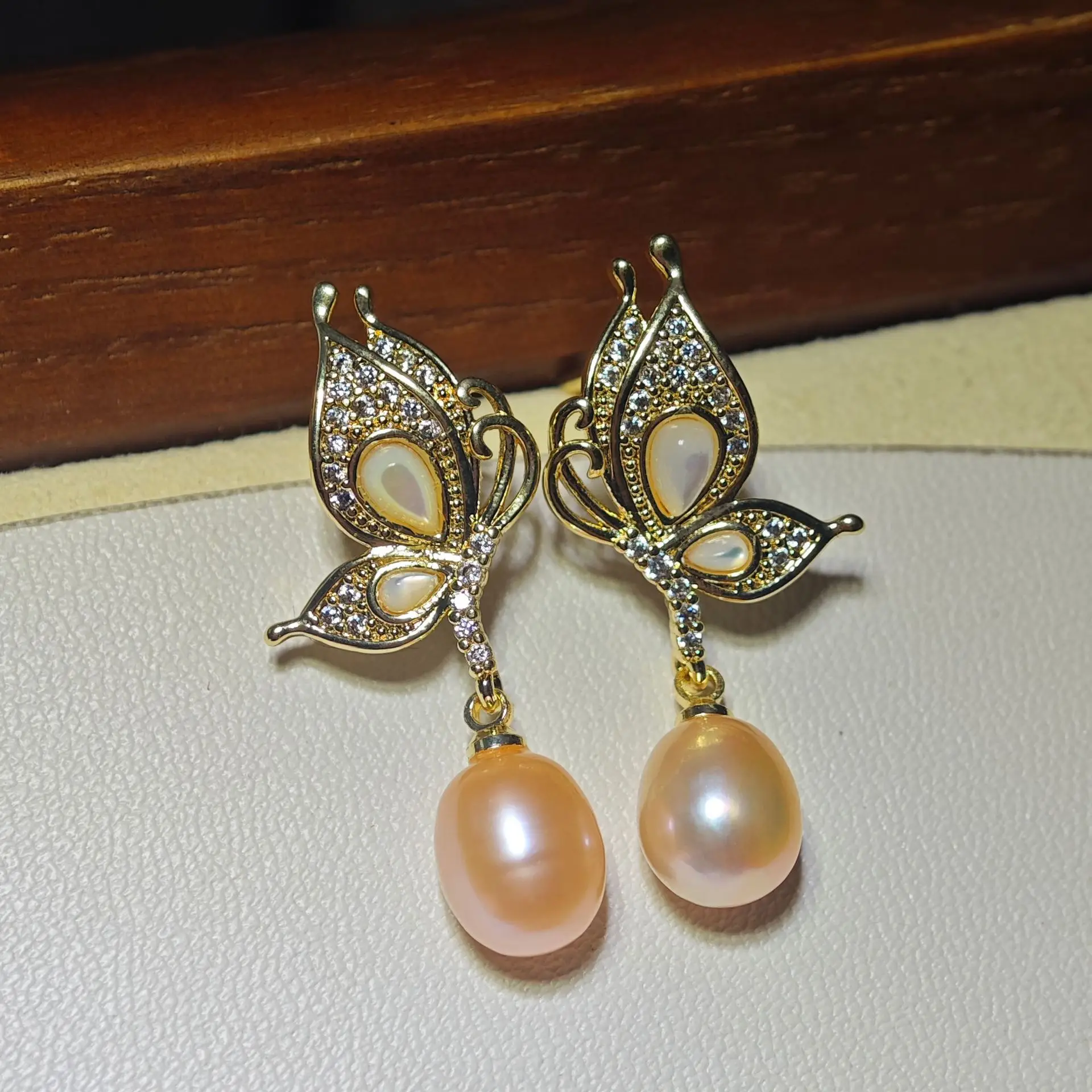 Zhuji Pearl Earrings S925 Silver Sea Shell Green - Image 5