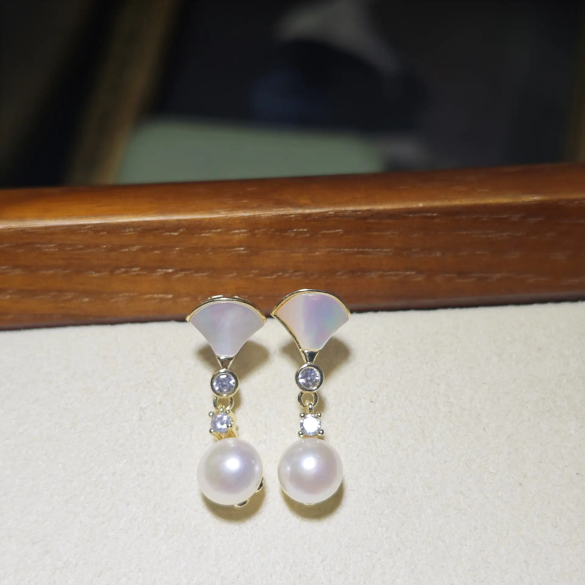 Zhuji Pearl Earrings S925 Silver Sea Shell Green — feature 20