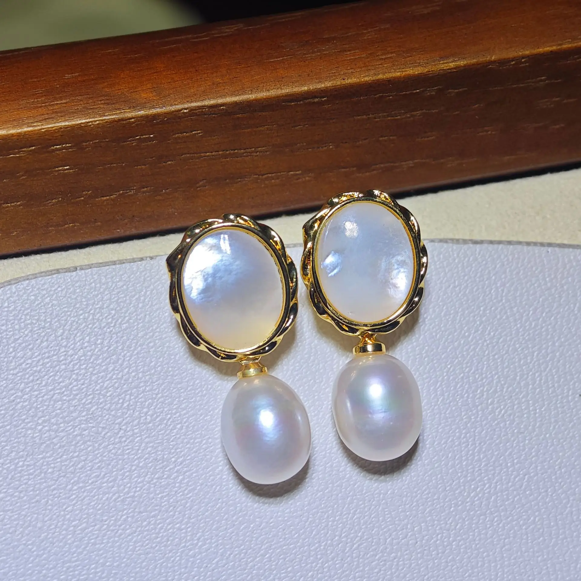 Zhuji Pearl Earrings S925 Silver Sea Shell Green — feature 9