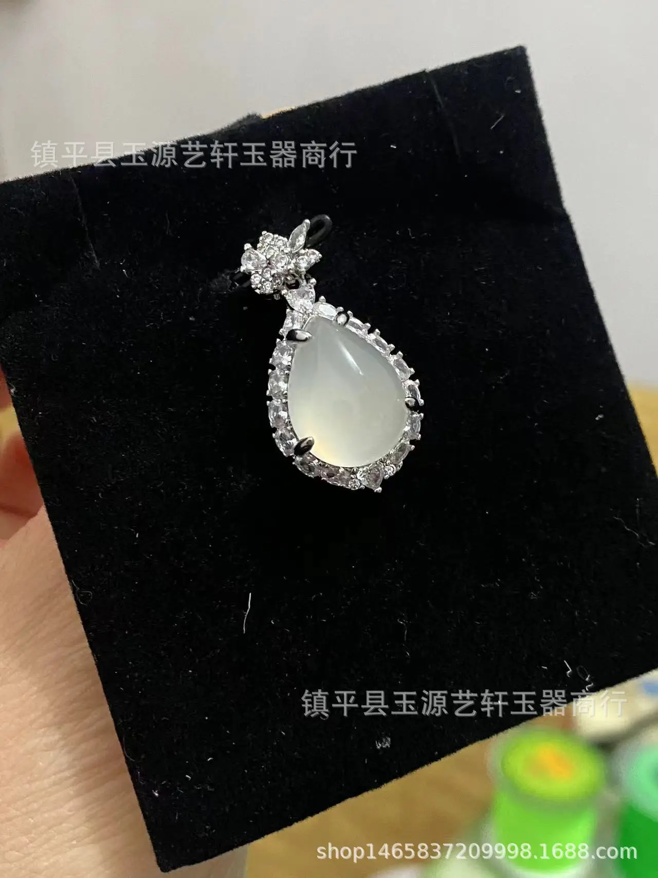 Wholesale Ice White Chalcedony Water Drop Pendant for Women — feature 6