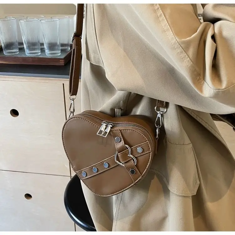 Heart Shaped Crossbody Bag for Women 2026 — feature 15