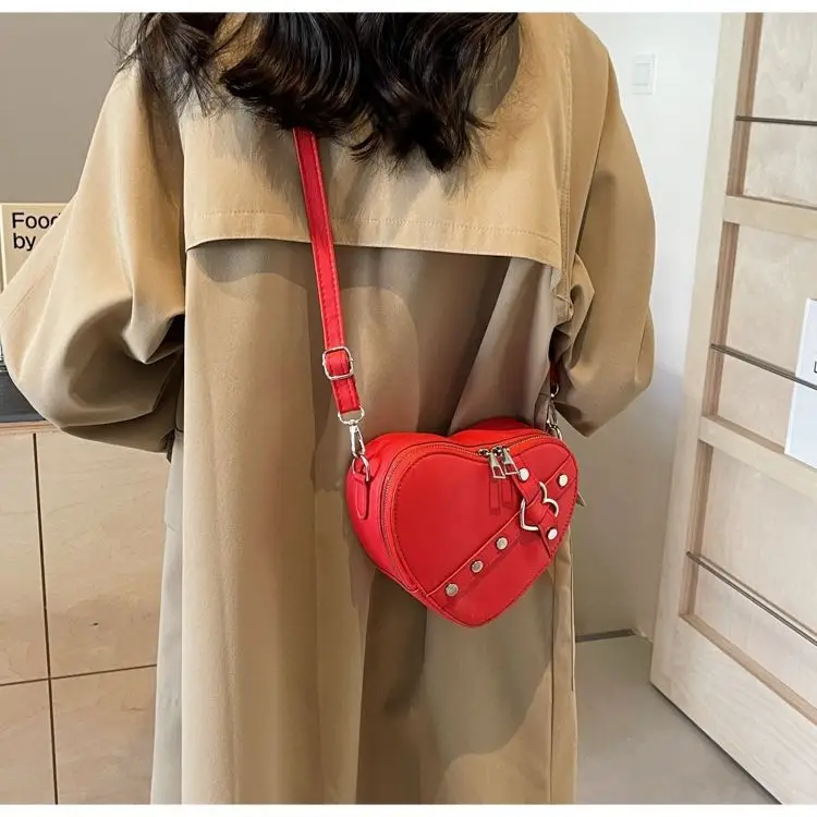 Heart Shaped Crossbody Bag for Women 2026 — feature 19