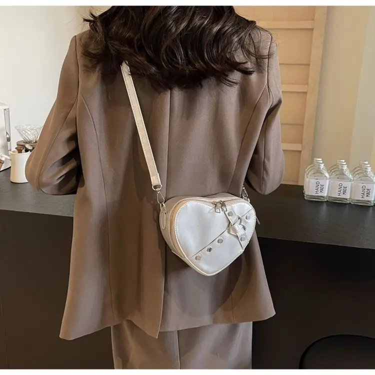 Heart Shaped Crossbody Bag for Women 2026 — feature 31