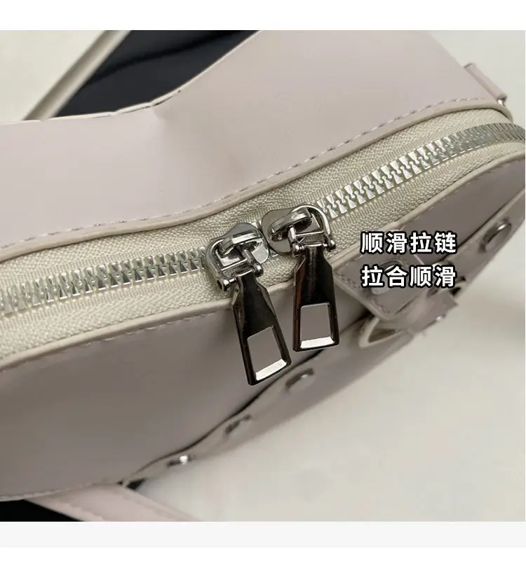 Heart Shaped Crossbody Bag for Women 2026 — feature 6
