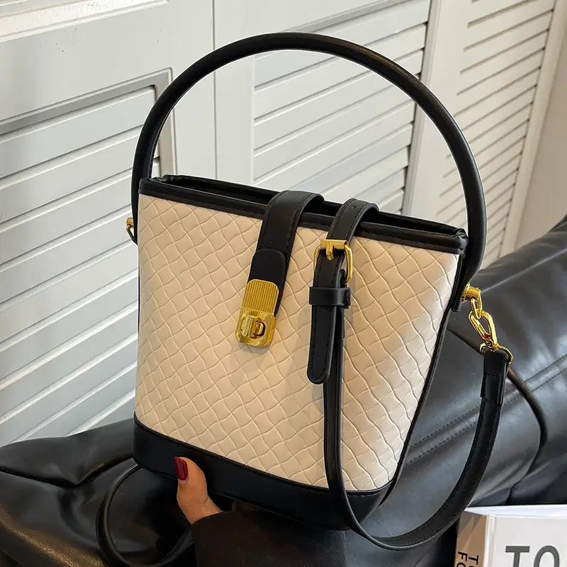 Women's Quilted Shoulder Bag Black White Gold Clasp - Image 8