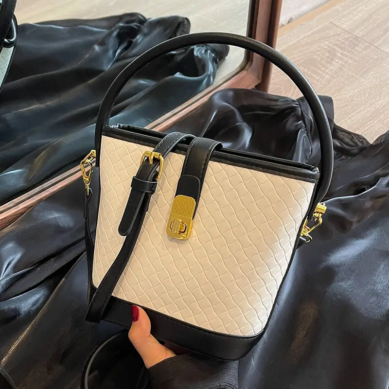 Women's Quilted Shoulder Bag Black White Gold Clasp - Image 2
