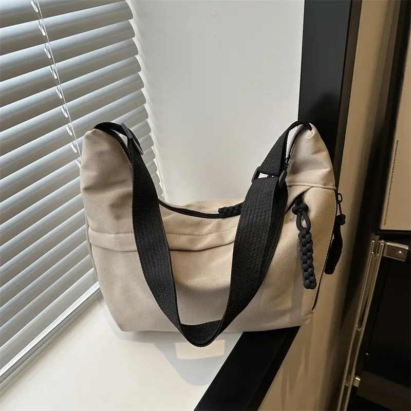 Women's Nylon Shoulder Bag Large Capacity 2024