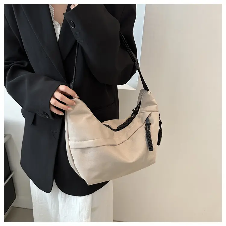 Women's Nylon Shoulder Bag Large Capacity 2024 — feature 16