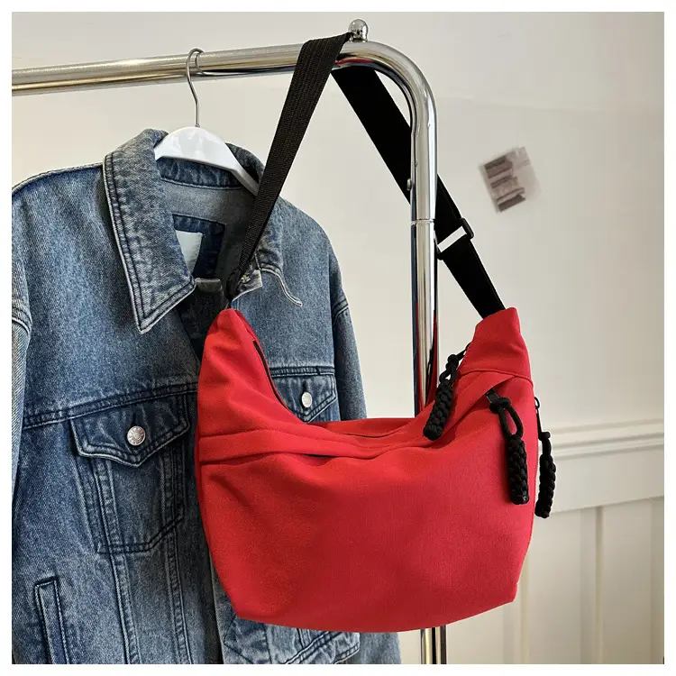 Women's Nylon Shoulder Bag Large Capacity 2024 — feature 24