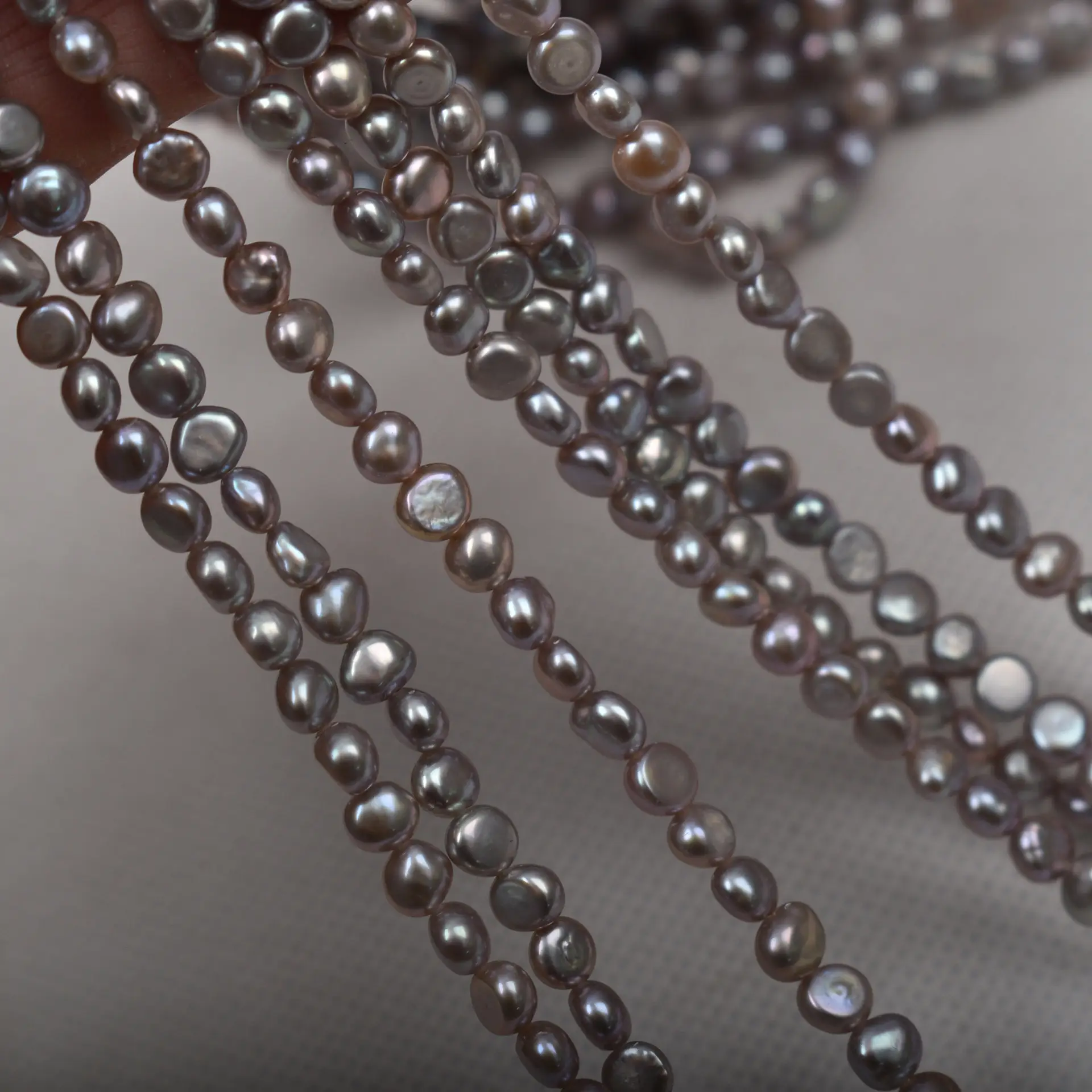 4mm Gray Pearl Bracelet Double Sided Natural Freshwater