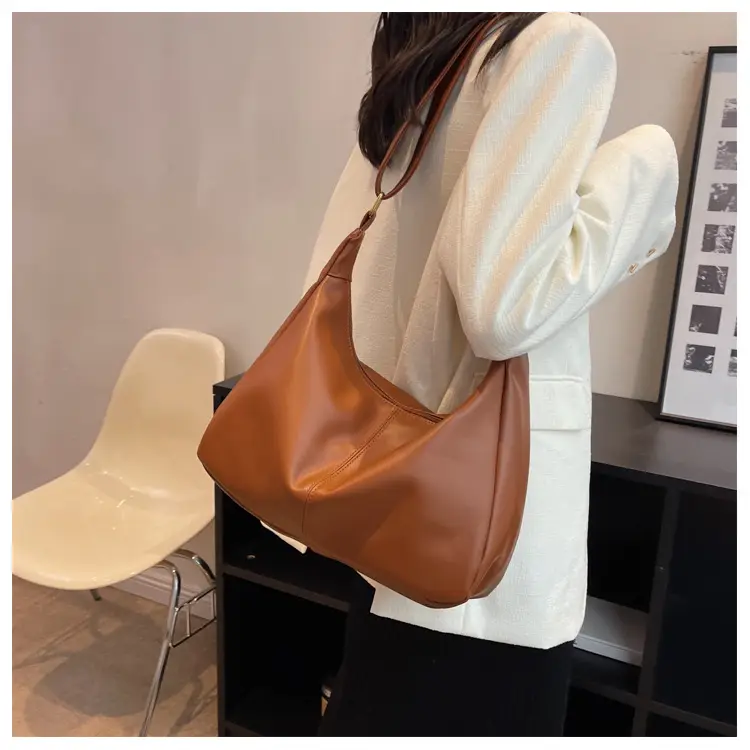 Brown Leather Shoulder Crossbody Bag Large Capacity 2026 — feature 25