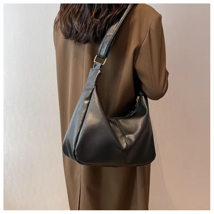 Brown Leather Shoulder Crossbody Bag Large Capacity 2026 — feature 38