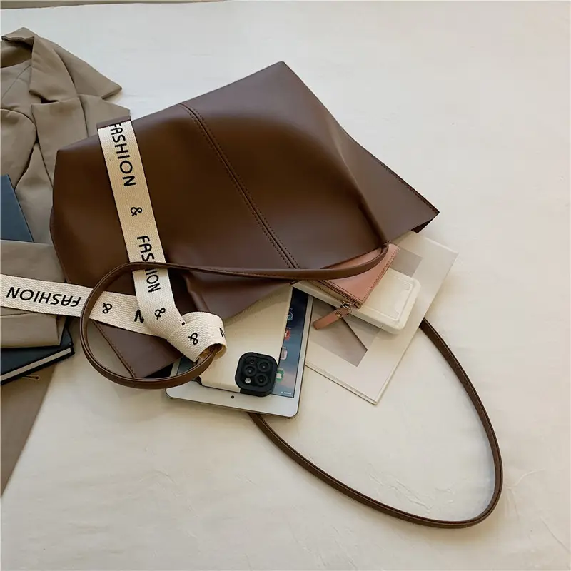 Women Brown Leather Shoulder Tote Bag Autumn Winter 2024 - Image 6