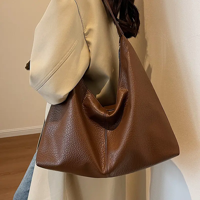 Black Large Capacity Women's Shoulder Bag 2026 - Image 6
