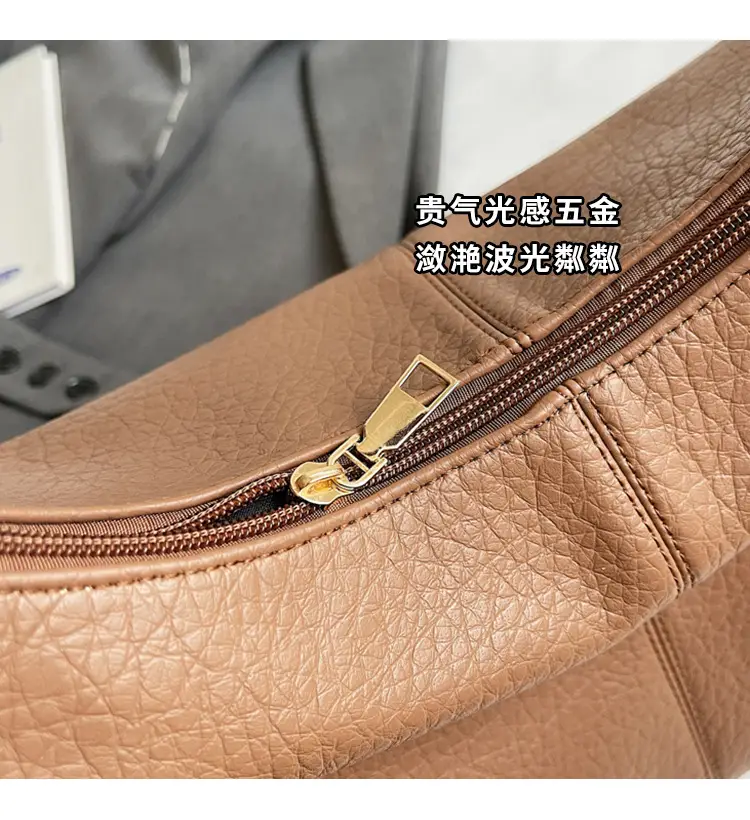 Black Large Capacity Women's Shoulder Bag 2026 — feature 13