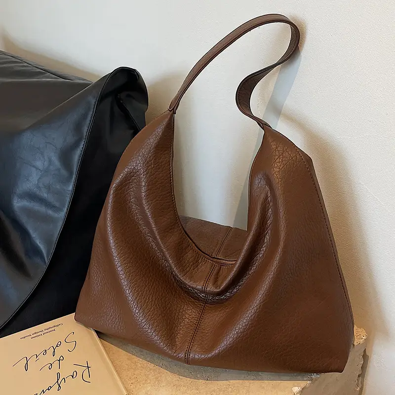 Black Large Capacity Women's Shoulder Bag 2026 - Image 3