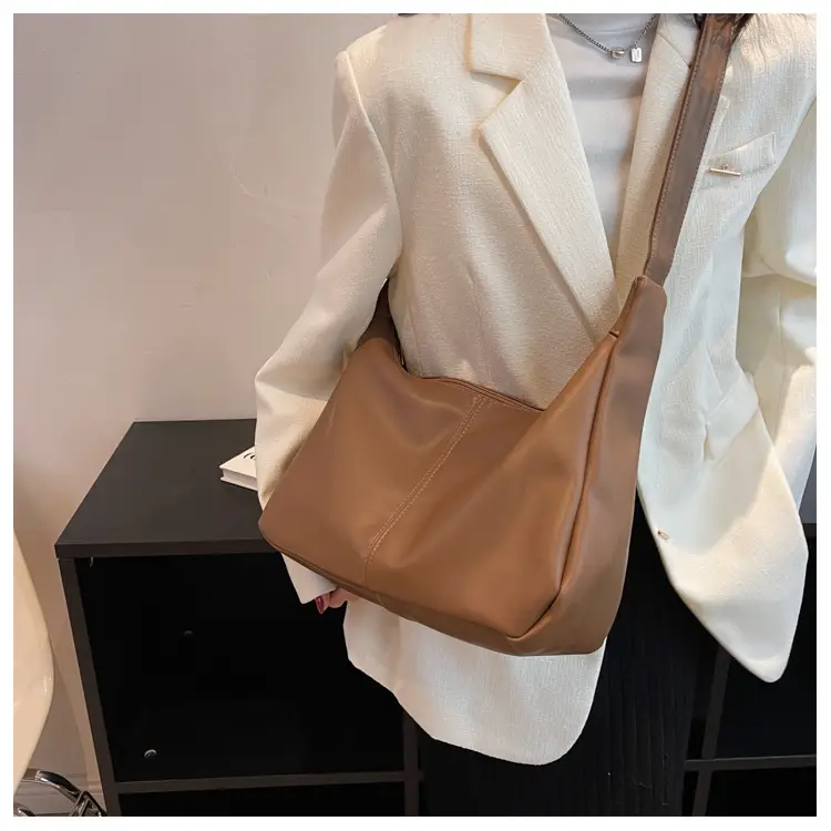 Brown Leather Shoulder Messenger Bag for Women — feature 8