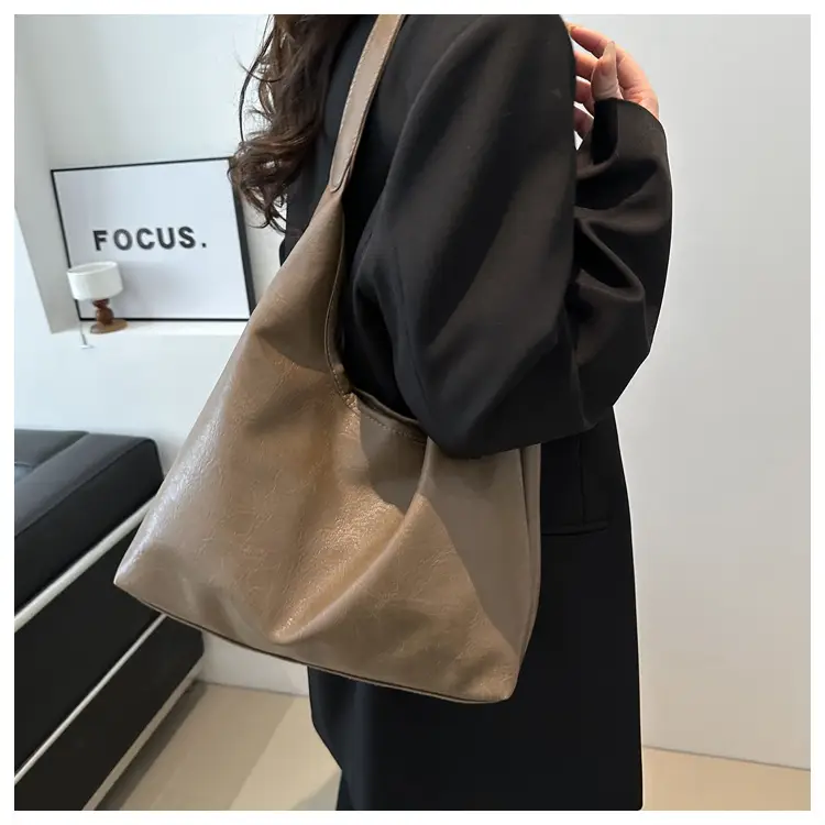 Black Vintage Women's Tote Bag 2024 New Arrival — feature 18