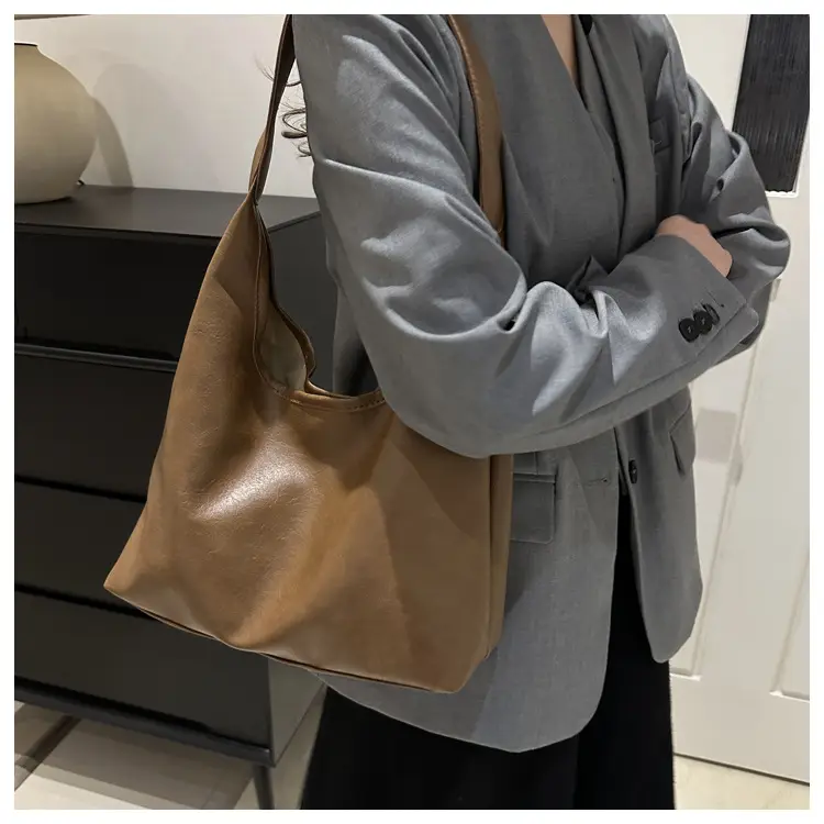 Black Vintage Women's Tote Bag 2024 New Arrival — feature 19