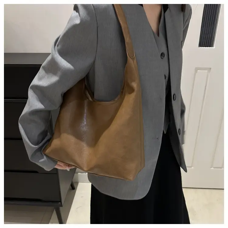 Black Vintage Women's Tote Bag 2024 New Arrival — feature 20